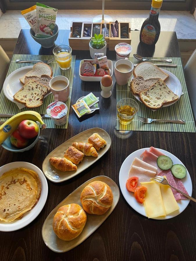 City Hotel Tilburg Hotel 3*